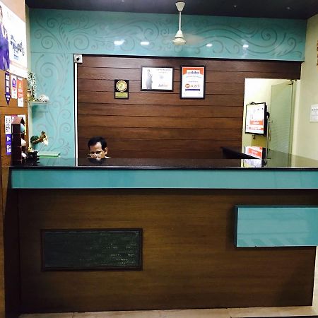 Iroomz Vaishali Residency 벨라리 외부 사진