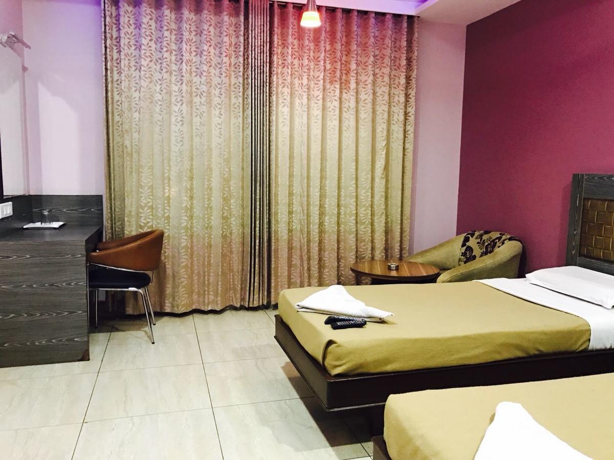 Iroomz Vaishali Residency 벨라리 외부 사진
